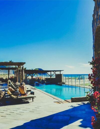 El Faro Beach Club